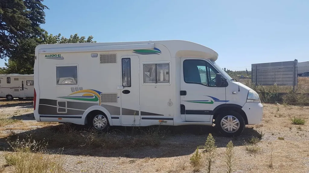 VENDU CAMPING CAR CHAUSSON ALLEGRO 82 VENDU