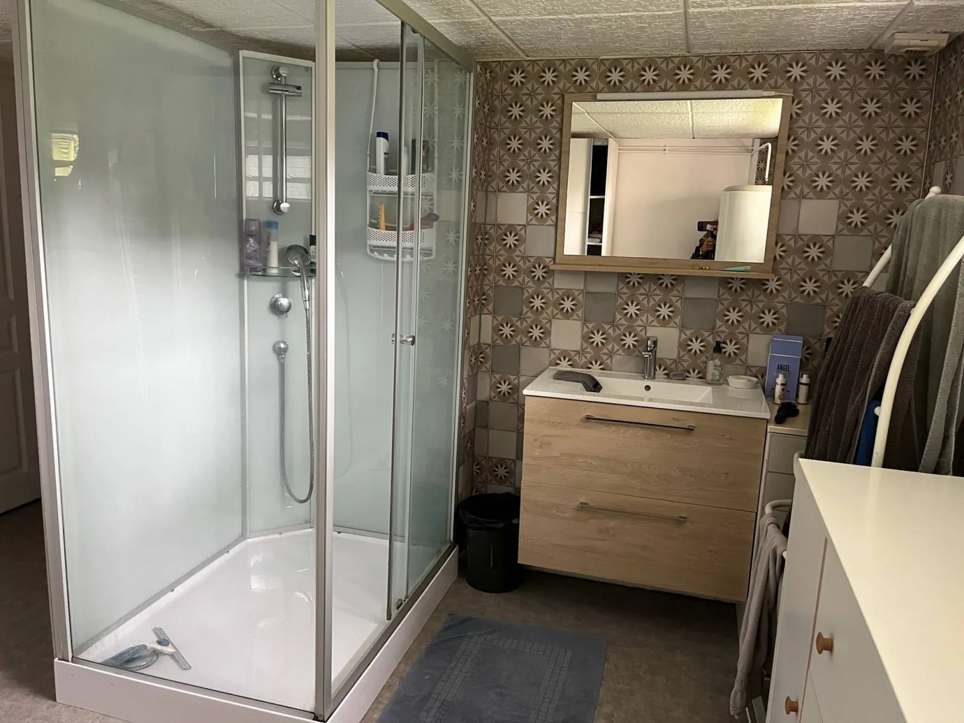 Pavillon contemporain de 2008, à vendre, en excellent état avec vue dégagée, 76480