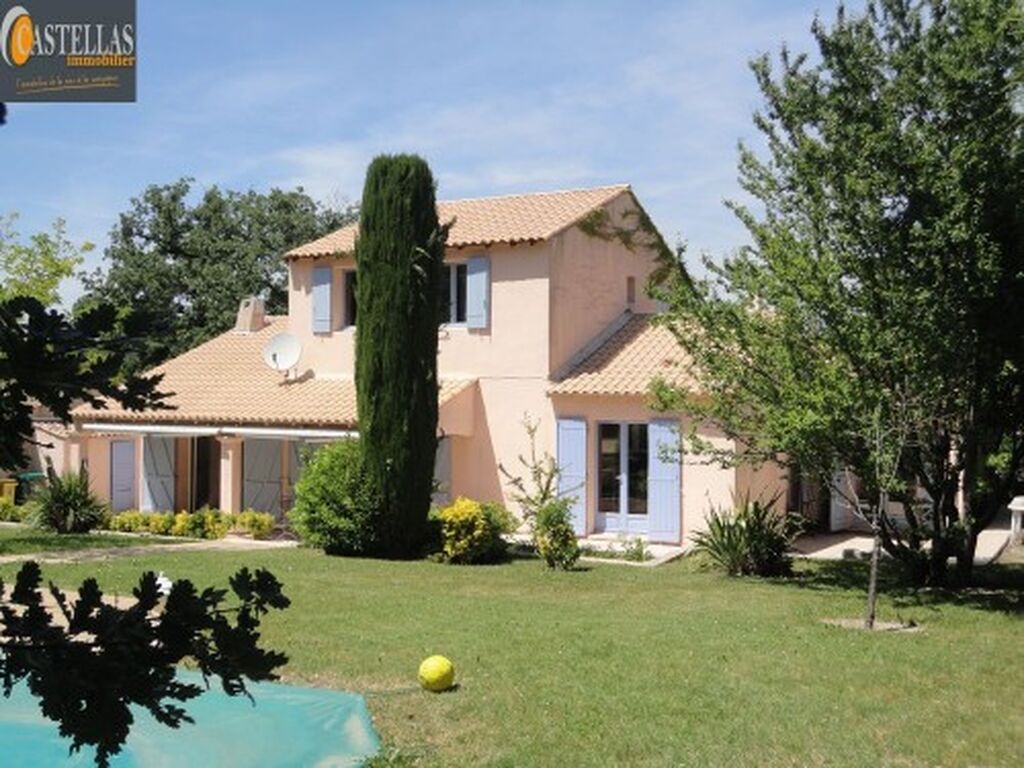 Acheter une maison  5 sur  Roquefort La Bédoule  avec grands volumes