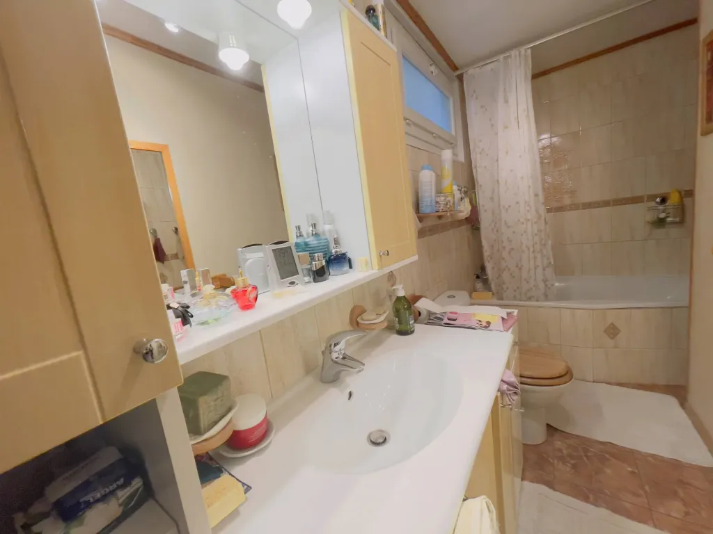 A acheter joli pavillon plain pied de 100m² avec dépendance et garage sur un terrain de 2000m² sur la commune de FRENEUSE 76410