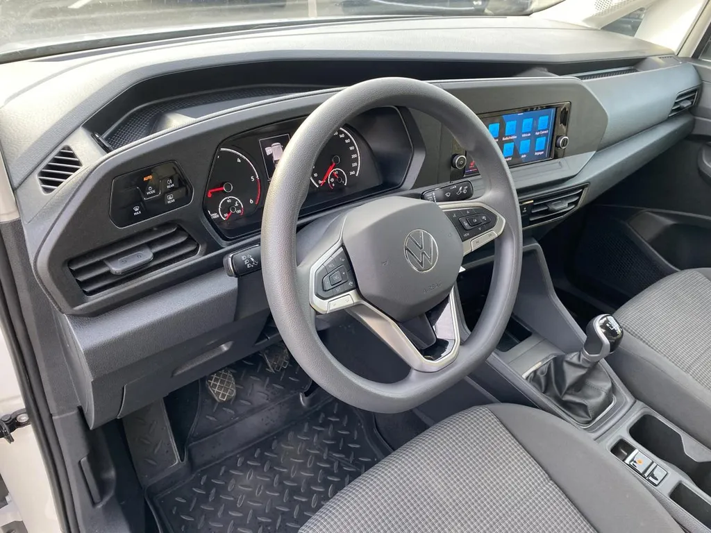 Volkswagen Caddy Maxi Cargo occasion diesel près de Rouen – Utilitaire récent garanti 12 mois