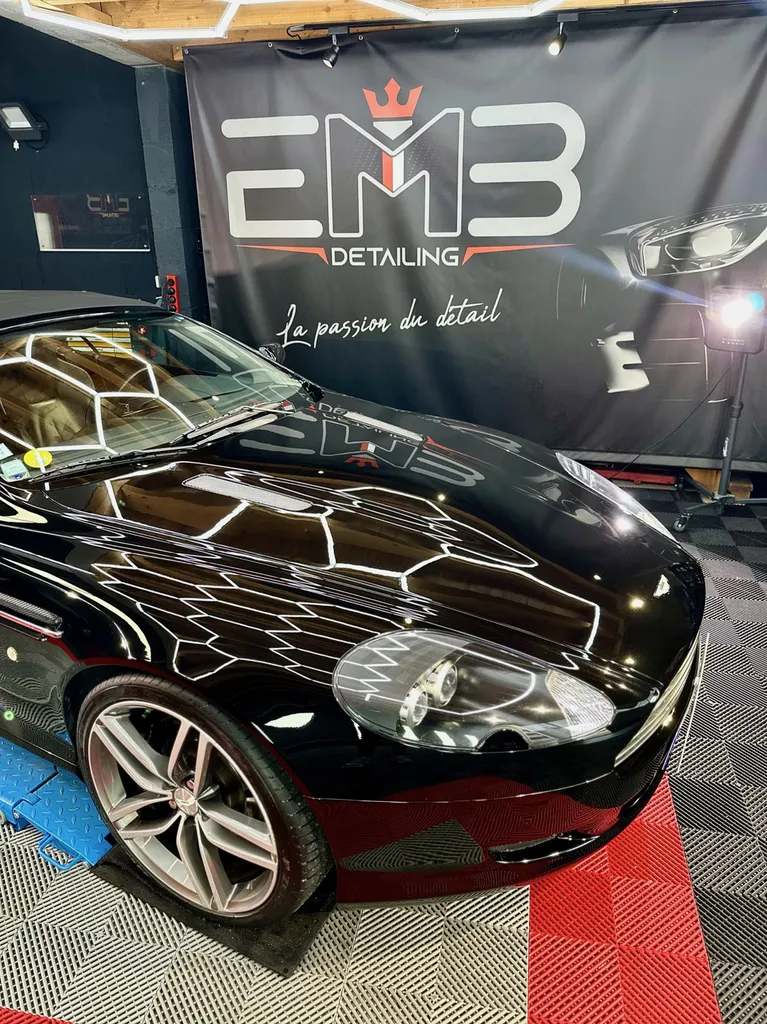 rénovation carrosserie protection PPF traitement céramique lyon Aston Martin DB9 Volante 