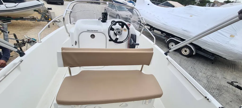 Estimation prix vente bateau d'occasion Cap Camarat 5.1 CC Style avec remorque Bandol Var