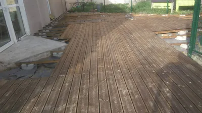 Pose de clotures et panneaux en bois à Marseille et sa région