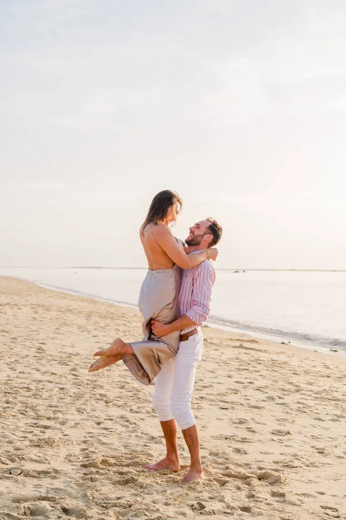 Carolina et Valentin : Une demande en mariage avec vue sur la Dune du Pyla, sur le Bassin d'Arcachon en Gironde - Les Mariages de Mademoiselle L - Julien Boyer