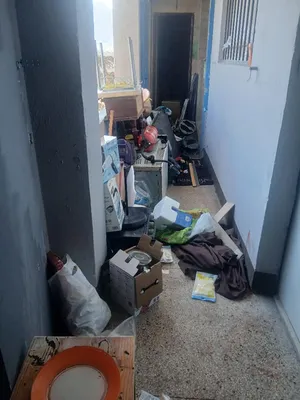 Enlèvement d'encombrants complet : évacuation de mobilier, électroménager et gravats après rénovation d'appartement à Marseille et ses alentours