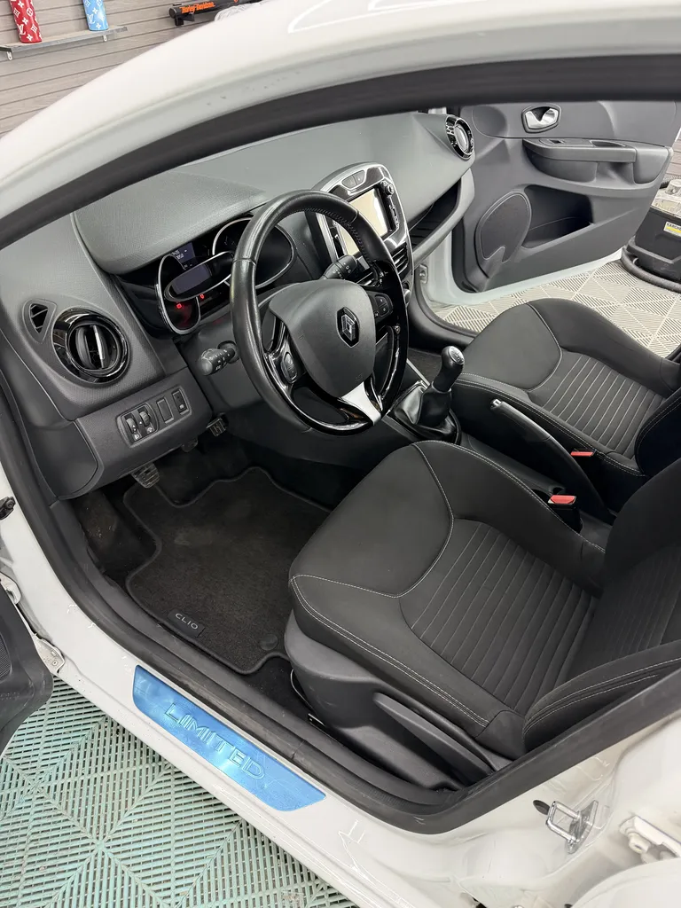 CLIO 4 IV 0.9 TCE 2 eme main ENTRETIEN COMPLET RENAULT