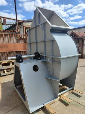 Remise en état d'un ventilateur tout en apportant des améliorations pour le contrôle, l’équilibrage et le nettoyage.