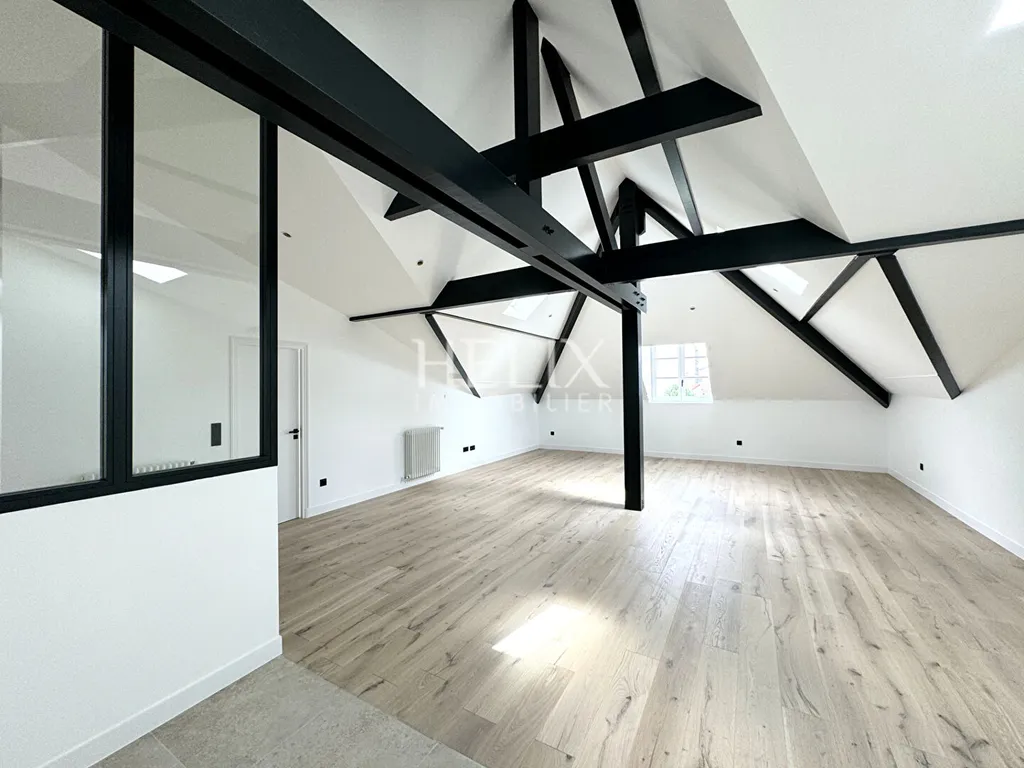 A vendre appartement 104,60 M2 à Saint-Germain-en-Laye , RER A 10 mn.