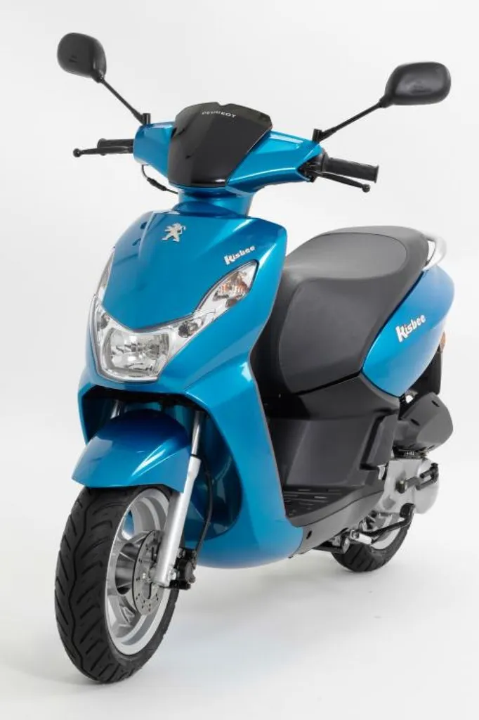 Scooter Peugeot Kisbee