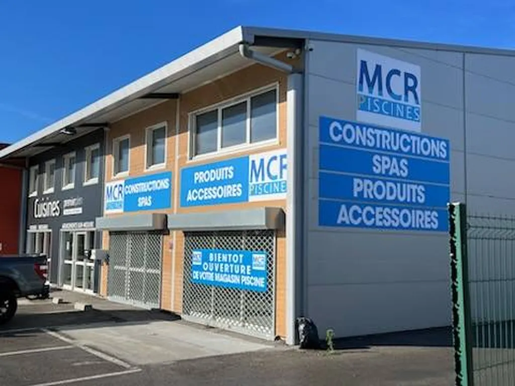 Magasin Mcr piscines et spas à Vestric et Candiac
