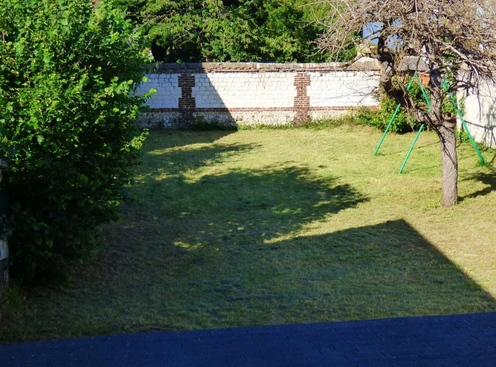 Vends maison de ville à étage avec 5 chambres proche Cléon 76410