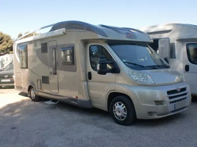BURSTNER IXEO IT 724