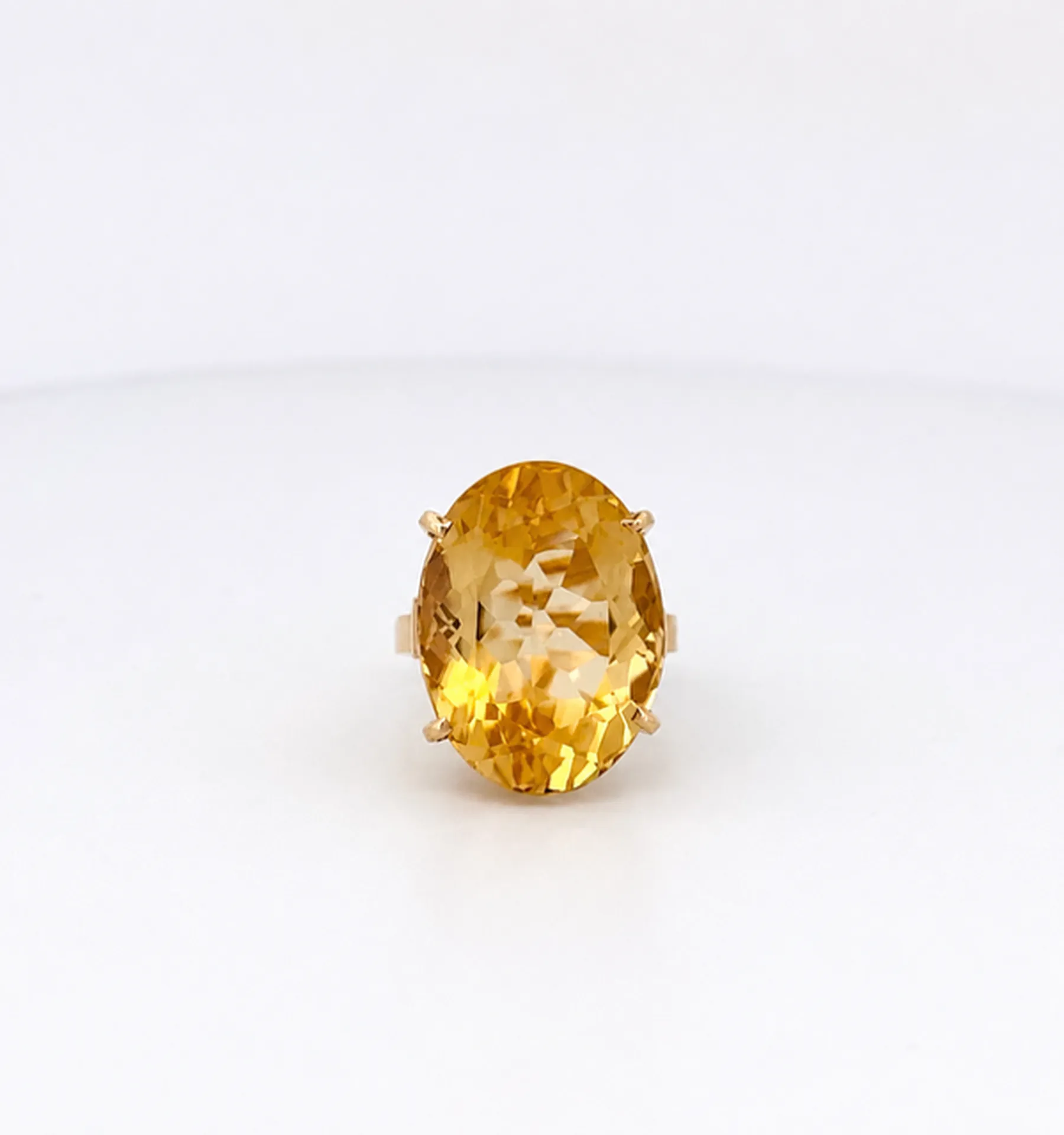 Bague citrine jaune 21 carats en or 750 dépôt-vente bijouterie Or Ligne La Teste-de-Buch Bassin d’Arcachon