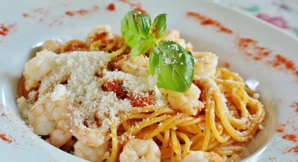 Où trouver un restaurant de cuisine traditionnelle italienne ?  Auriol près d'Aubagne 13000 Bouches du Rhône  LE 3 FARFALLE