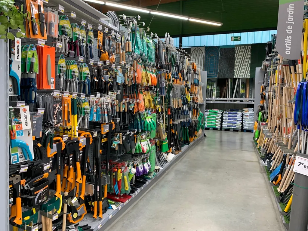 Outillage à main de jardin
