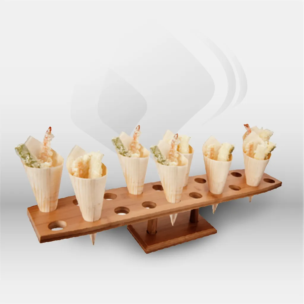 Présentoir sur pied en bambou pour 20 cornets destiné aux traiteurs, buffets et événements professionnels, offrant une présentation élégante, naturelle et organisée des mises en bouche, snacks et dégustations lors des réceptions – disponible à Mont-de-Mar
