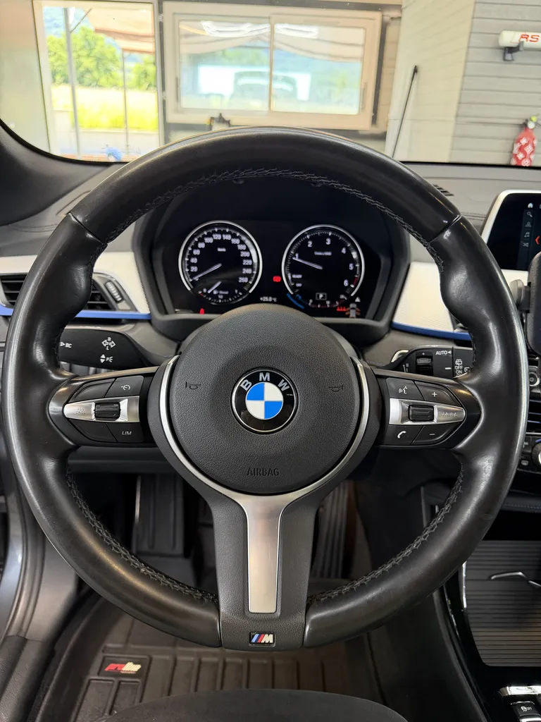 BMW X2 sDrive18d M SPORT – BVA – SIÈGES CHAUFFANTS – LED - PACK M CARPLAY | Diesel 150 ch | 05/2019 | 92 800 km