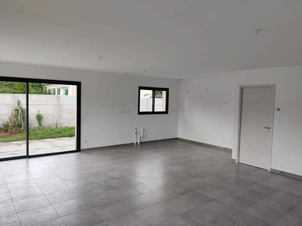 Devis pour projection AIRLESS blanche mate pour maison neuve à Le havre