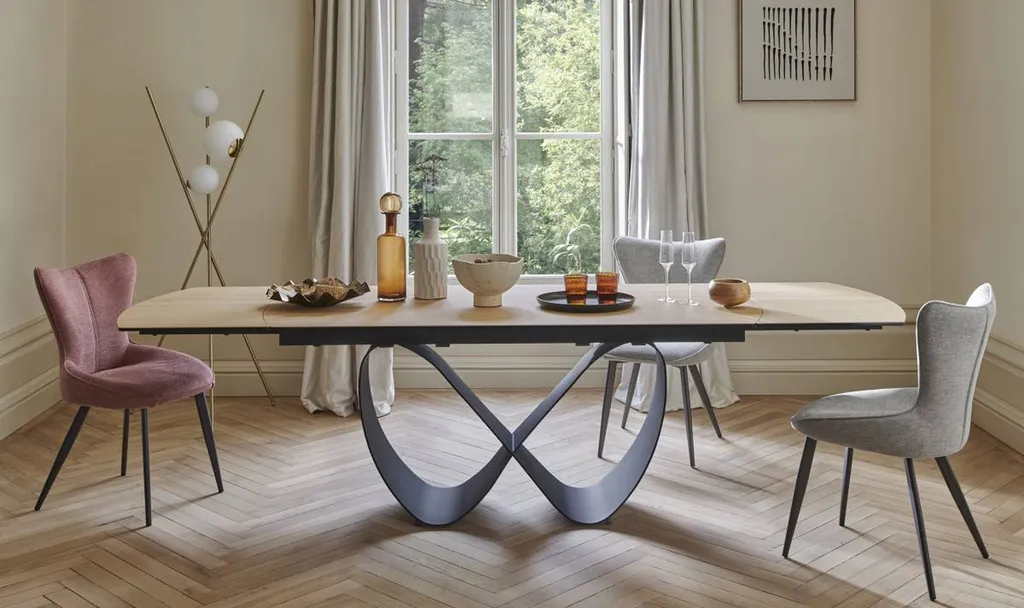 Vente d'une salle à manger complète Française en céramique avec pied métal TOPAZE