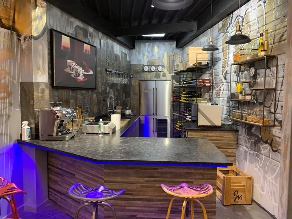 Réalisation patine TERRE DU MONDE sur carrelage mural