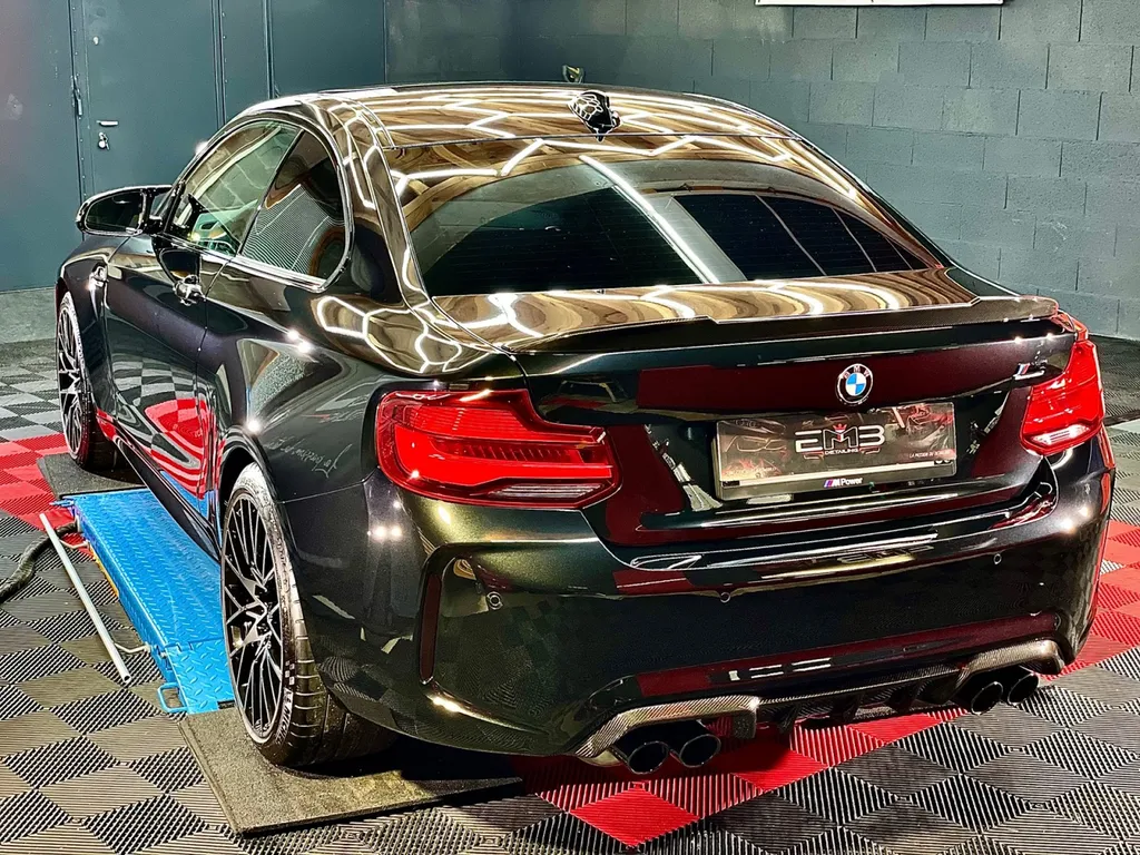 Protection carrosserie Lyon Bmw M2 compétition traitement céramique protection carrosserie PPF 