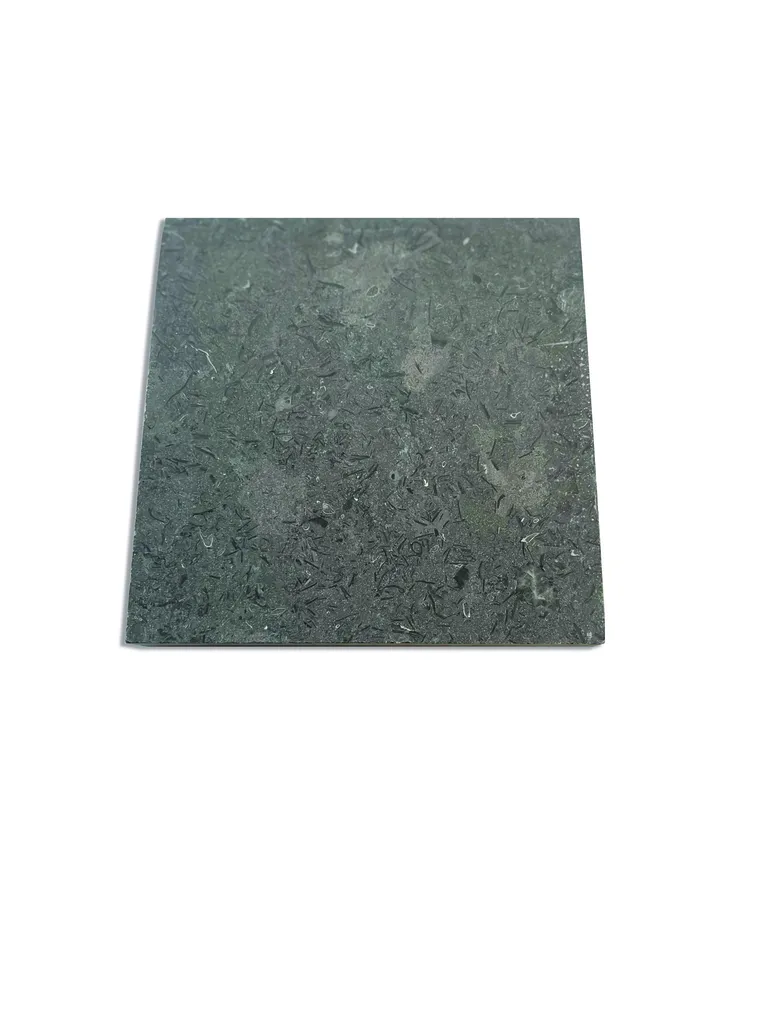 Finition adoucie pour pierre naturelle offrant surface mate élégante