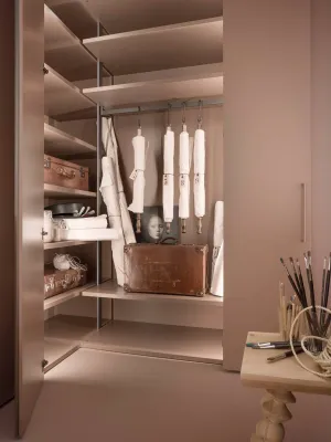 Photo d'une armoire d'angle avec dressing sur mesure de chez CACCARO à Bandol dans le 83