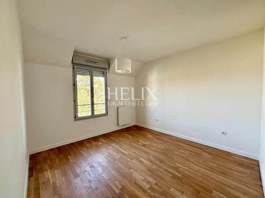 Bel appartement proche du lycée international, 3 chambres 4 pièce(s) 89.10 m2