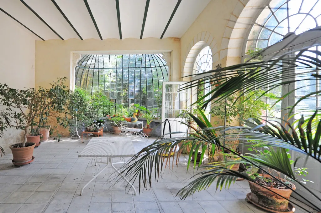 AVIGNON INTRA MUROS, rare demeure bourgeoise XIXème à la vente    