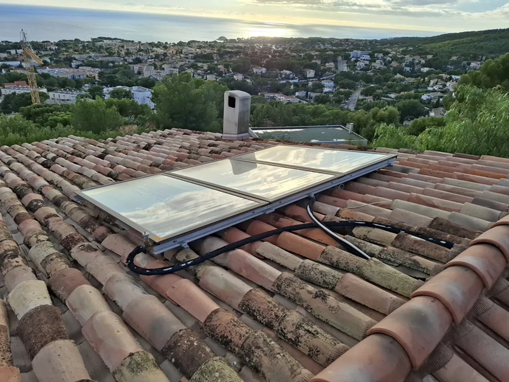 Installez un chauffe eau solaire pour fabriquer votre eau chaude grâce à l'énergie gratuite du soleil 