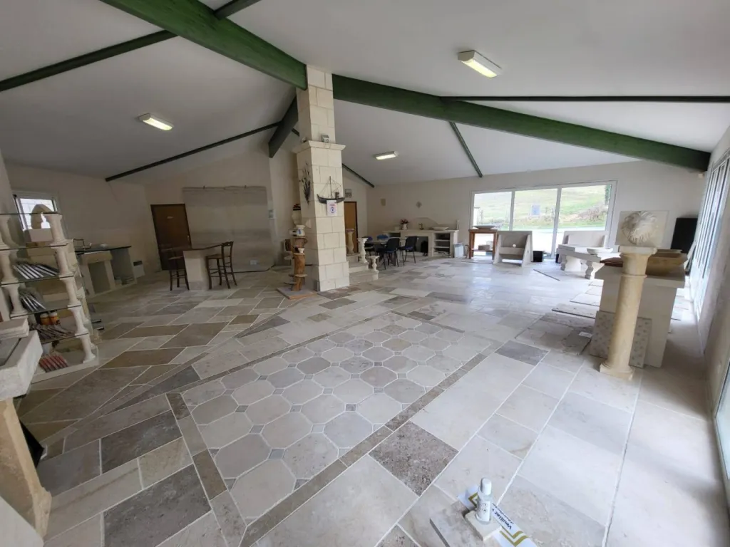 Travertin, pierre de Bordeaux, Pierre de Dordogne, magasin, showroom, atelier de taille de pierre, vente de Travertin pas cher