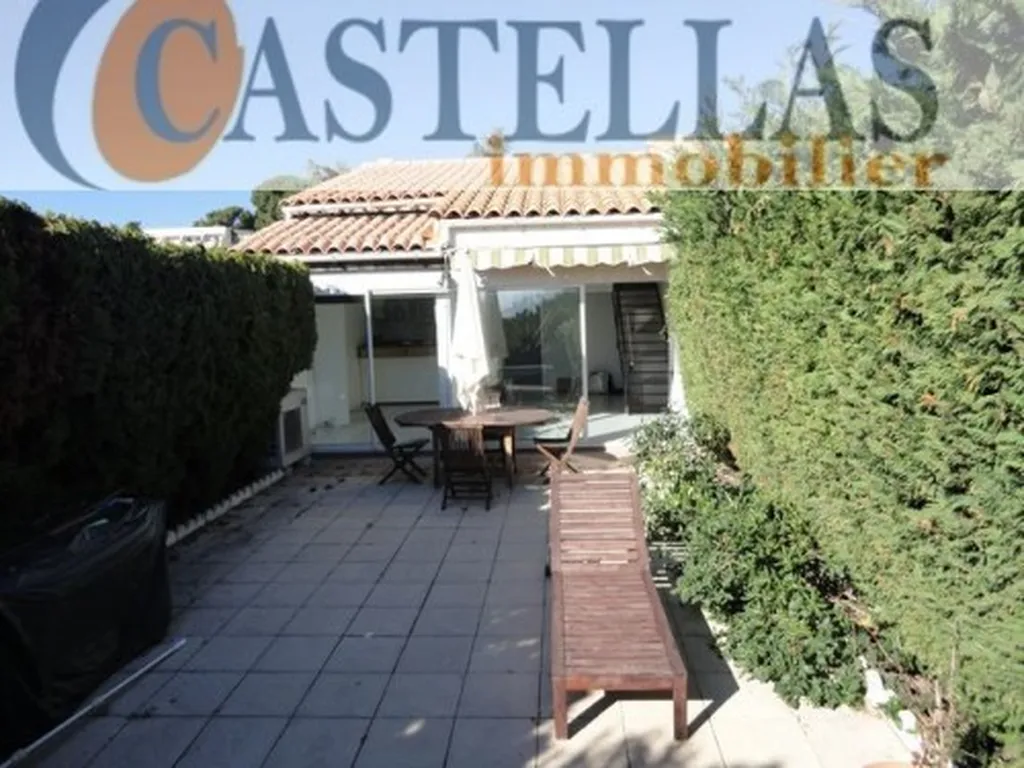 Vente maison de ville 3 La Ciotat  quartier Fontsainte  avec piscine hors sol et jardin de 60m²