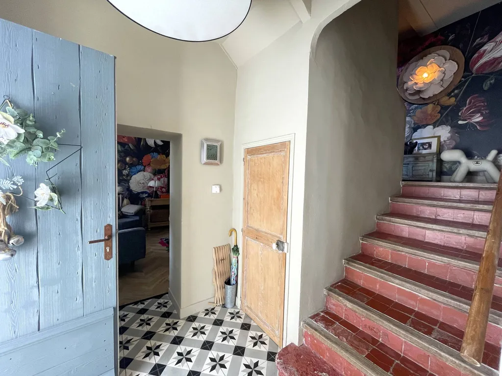 Sublime maison bourgeoise 1830 entièrement rénovée avec piscine à Carpentras   