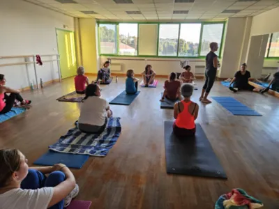 Quels sont les bienfaits du Pilates pour les femmes de plus de 50 ans à Sanary sur mer