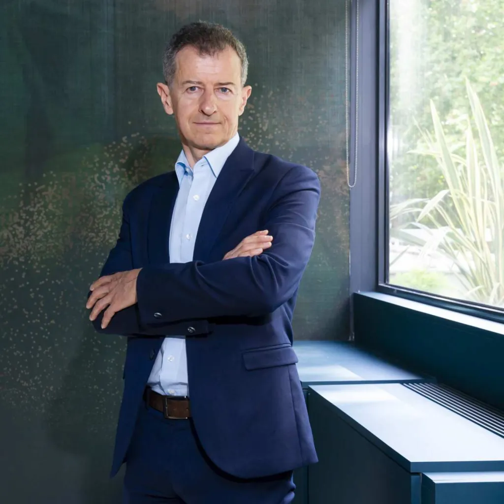 photographe corporate Lyon pour portrait en entreprise portrait classique ou portrait décalé