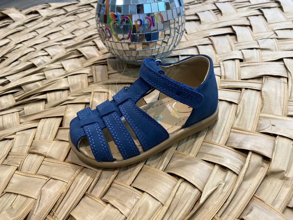 Les sandales premiers pas de la marque SHOO POM  pour les bébés chez BABY VILA à LIBOURNE