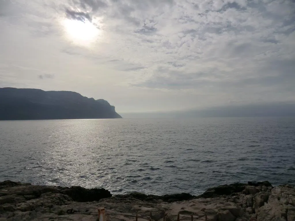 Cassis - Pieds dans l'eau