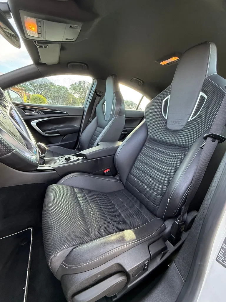 OPEL INSIGNIA OPC 2.8 V6 TURBO AWD 4 ROUE MOTRICES 