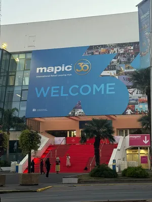 Événements Professionnels à Cannes : Cocktails Sur Mesure avec GIRY