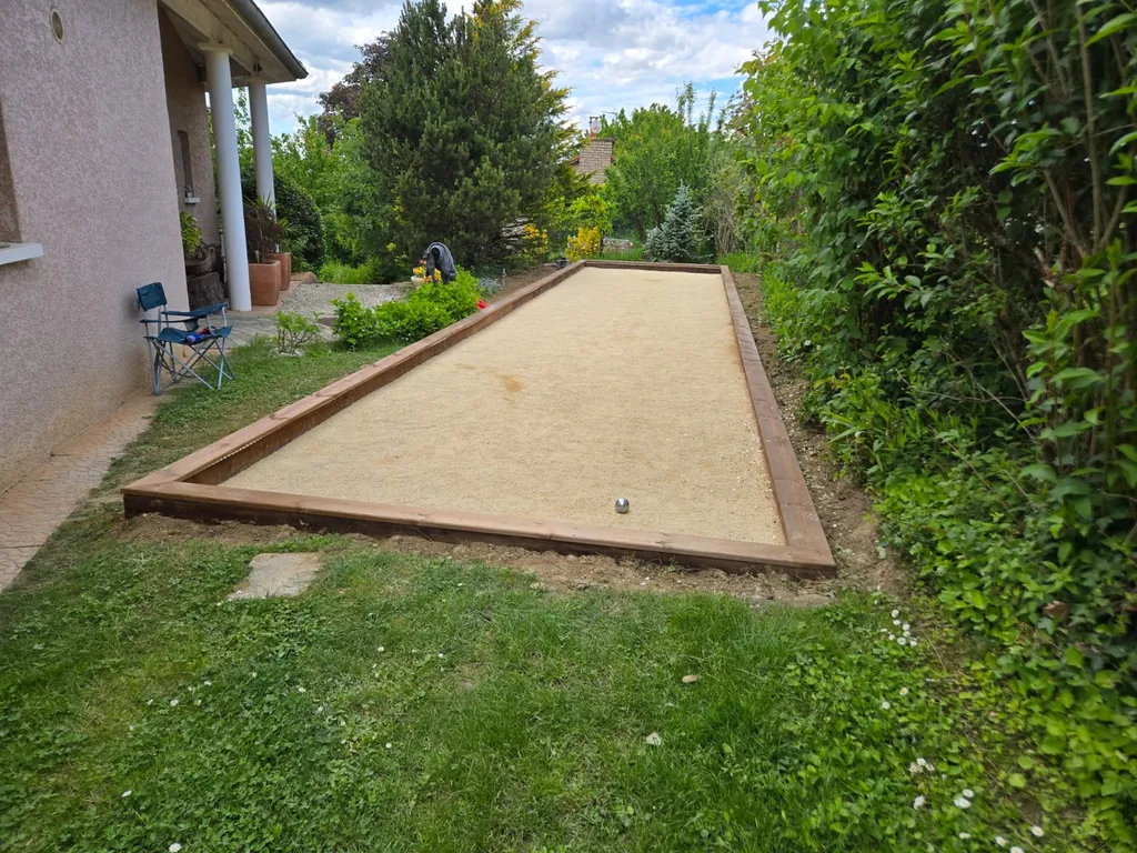Devis création terrain de pétanque dans l'Ain