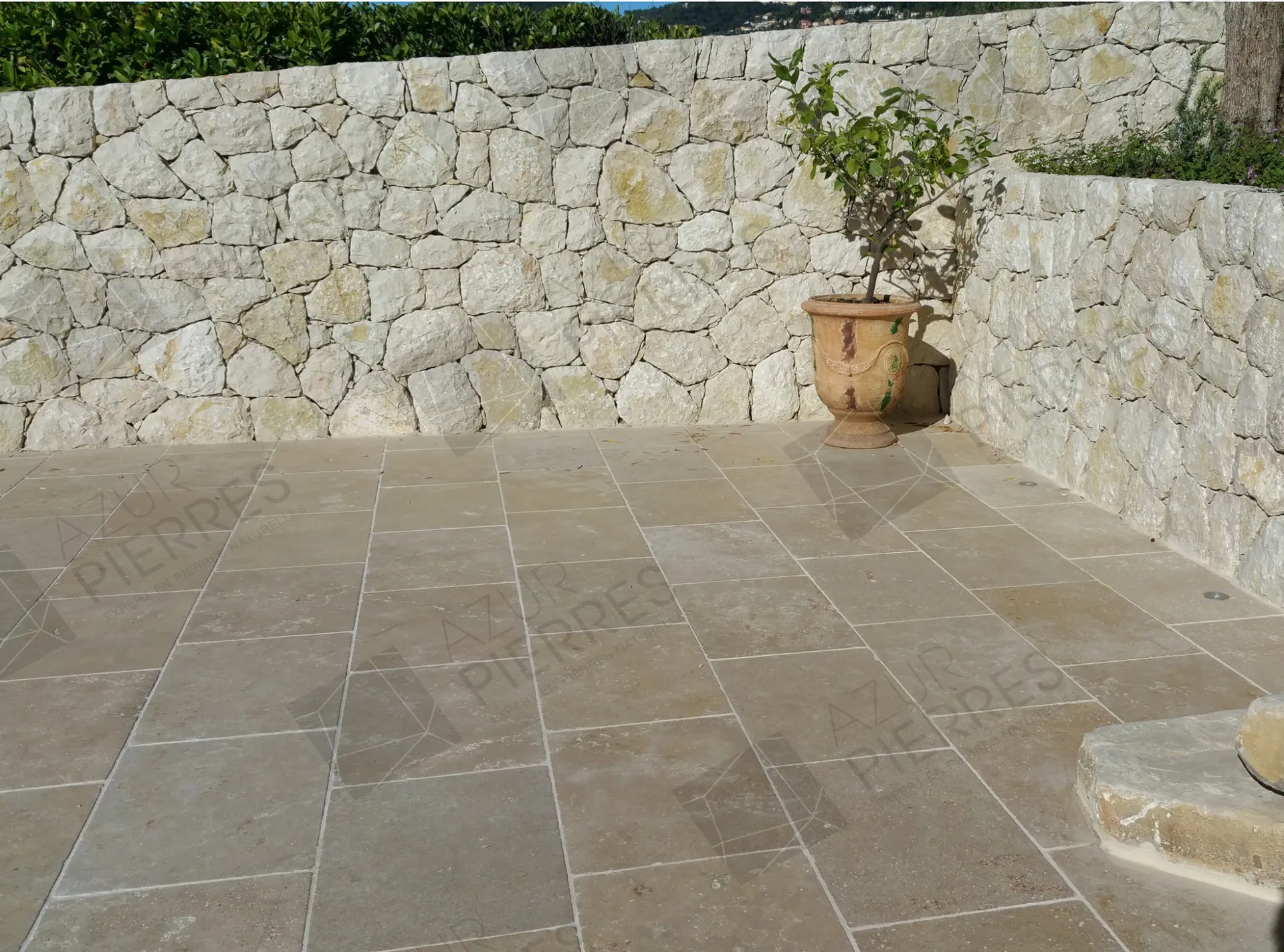 dallage provençal cote d'azur beige