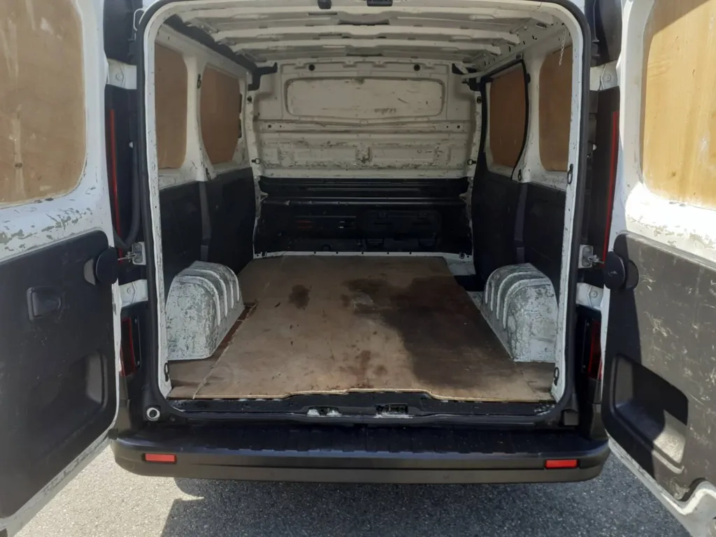 RENAULT TRAFIC L1H1 1000KG DCI 90 GRAND CONFORT OCCASION PRES DE TOULOUSE EN OCCITANIE TVA RECUPERABLE
