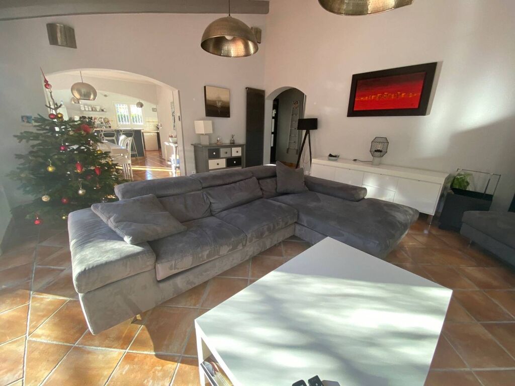 a la vente la bédoule villa avec piscine chauffée