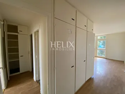 Le Pecq rive gauche - appartement 3 pièces lumineux dans une résidence familiale récemment ravalée 