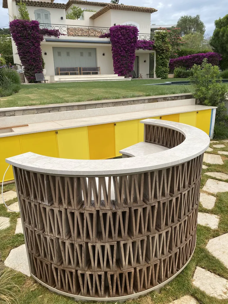 Comptoir en marbre blanc de Venise au Cannet