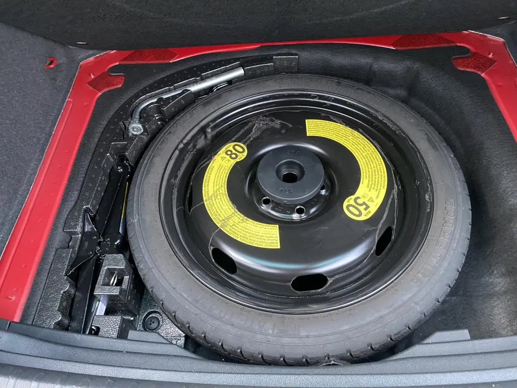 Skoda Karoq d'occasion à prix bas chez votre concessionnaire à La Frénaye, proche du Havre.