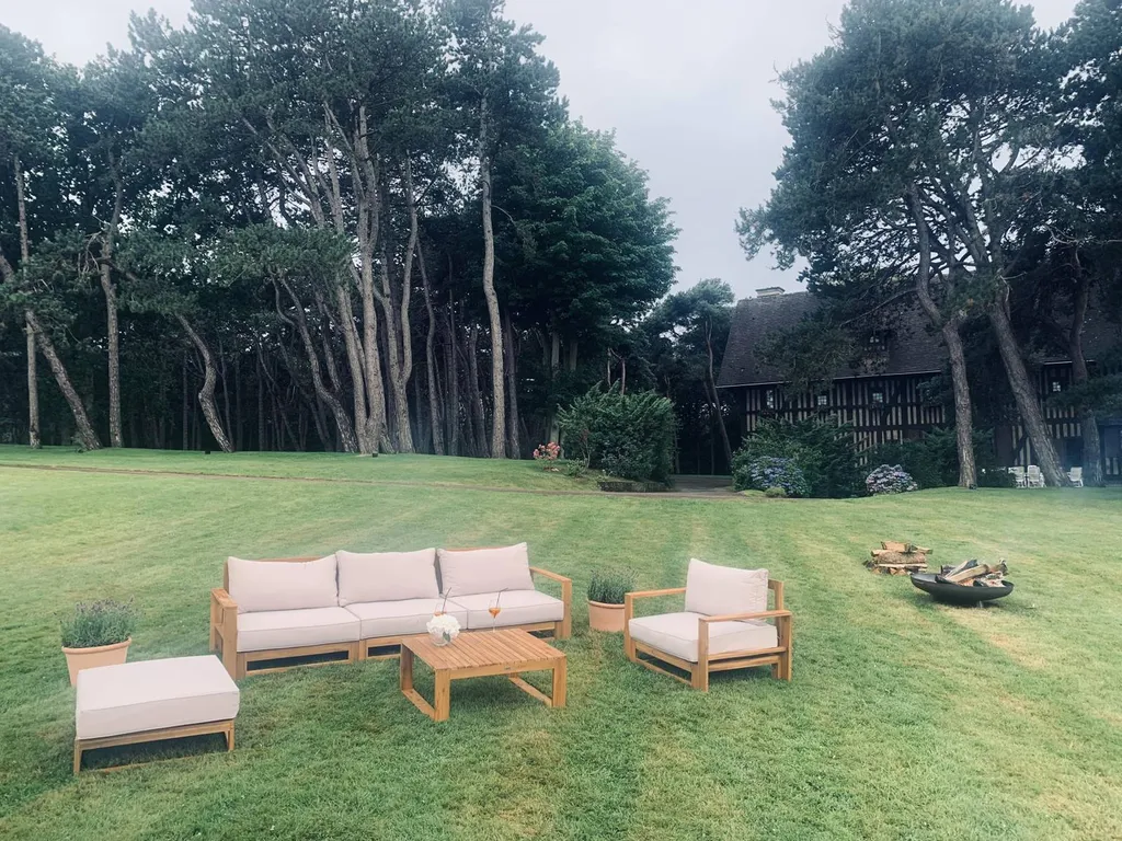 location salon de jardin en bois