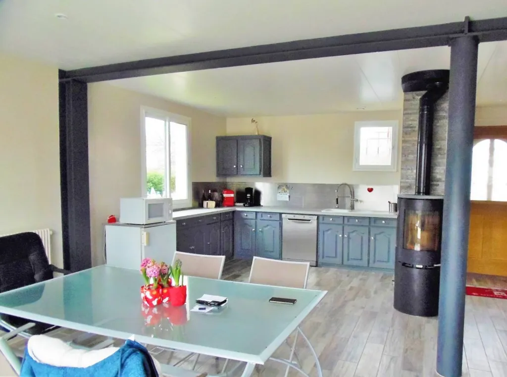 Cherche à acheter pavillon sur sous sol complet avec 5 chambres proche la Saussaye 27370