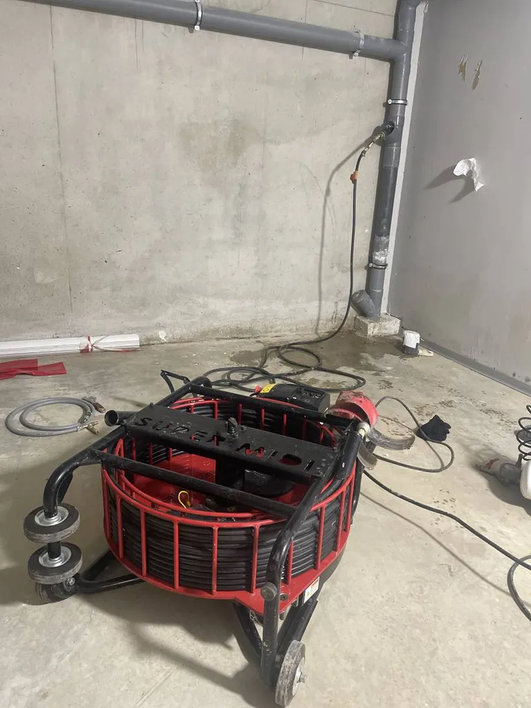 remontées d'odeurs, bouchons récurrents dans vos canalisations nécessitent un curage ou fraisage à Montfavet 